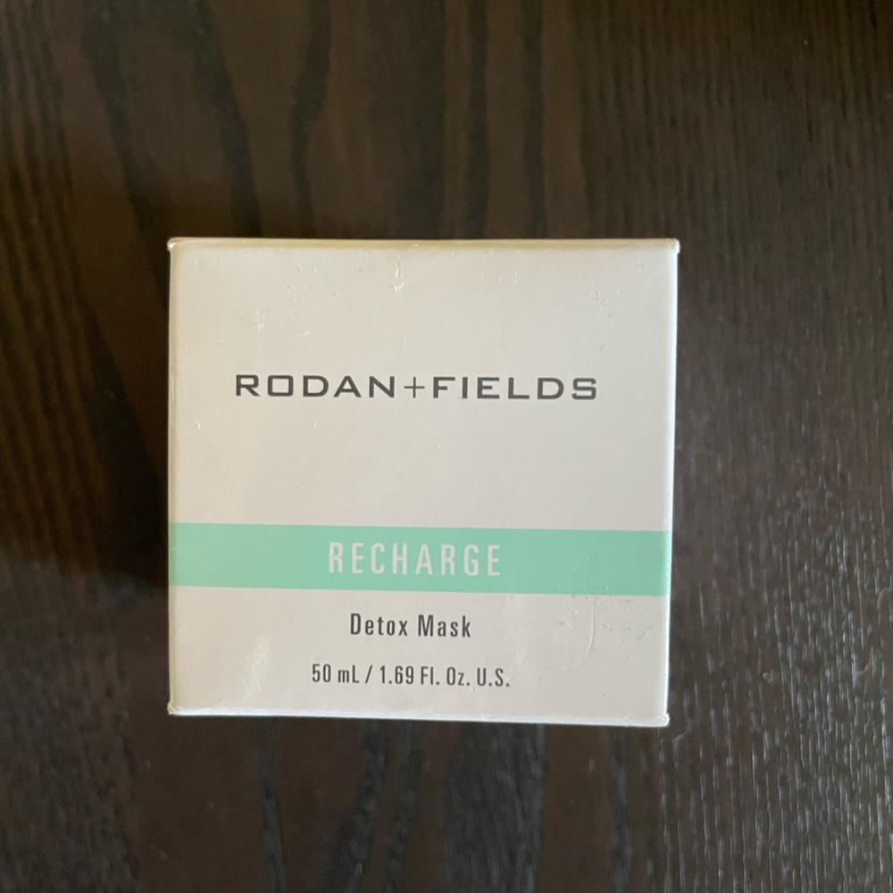 Rodan + Fields Recharge Detox Mask